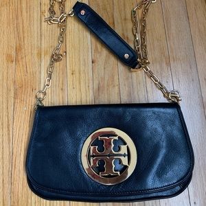 Like new Tory crossbody shoulder bag